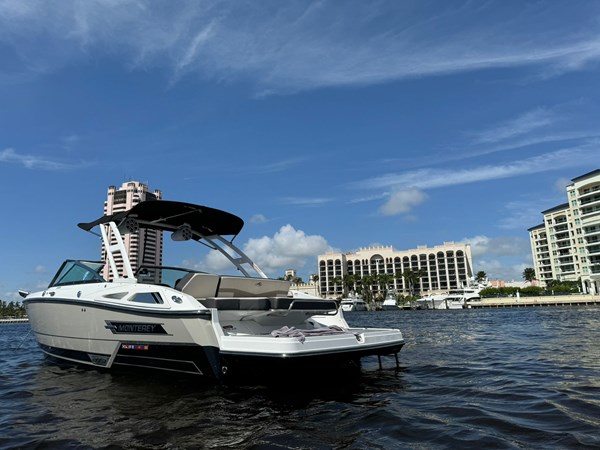 Photo of MONTEREY - 27'