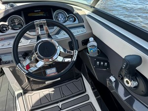2022 MONTEREY 278 SS - photo 9