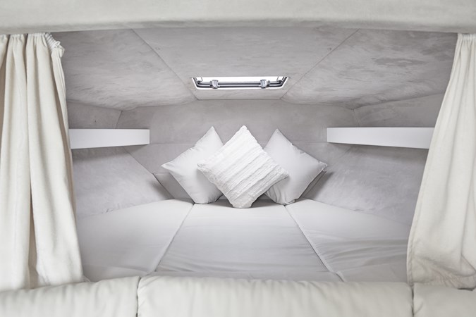 Photo of SUNSEEKER SUNSEEKER THUNDERHAWK 43 43'