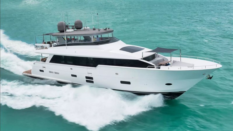 2019 HATTERAS M90 PANACERA