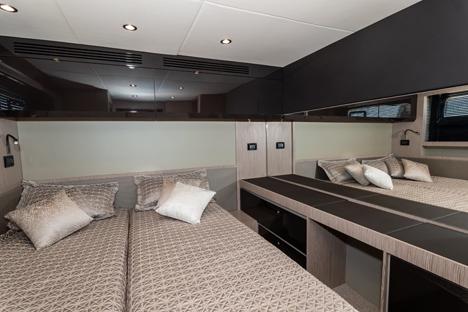 ATLANTIS 51 2019 53' 1" AZIMUT YACHTS