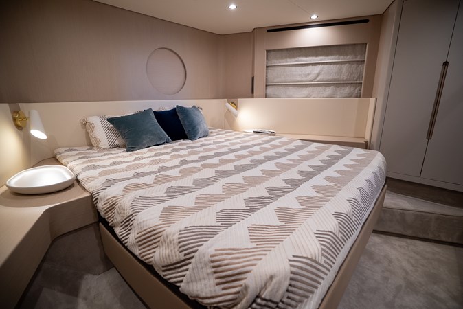 2023 Azimut 68 Fly-92