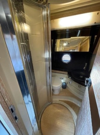 AZIMUT 53 FLYBRIDGE 2011 53' 10" AZIMUT YACHTS