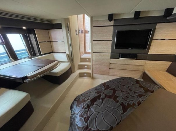 AZIMUT 53 FLYBRIDGE 2011 53' 10" AZIMUT YACHTS