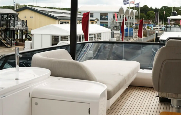 FLY 68 2024 68' 8" AZIMUT YACHTS