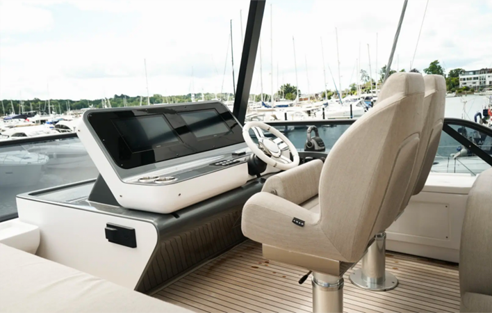 FLY 68 2024 68' 8" AZIMUT YACHTS