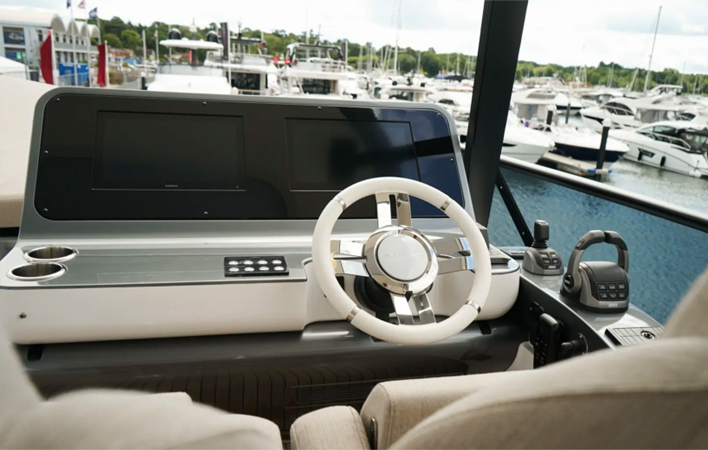 FLY 68 2024 68' 8" AZIMUT YACHTS