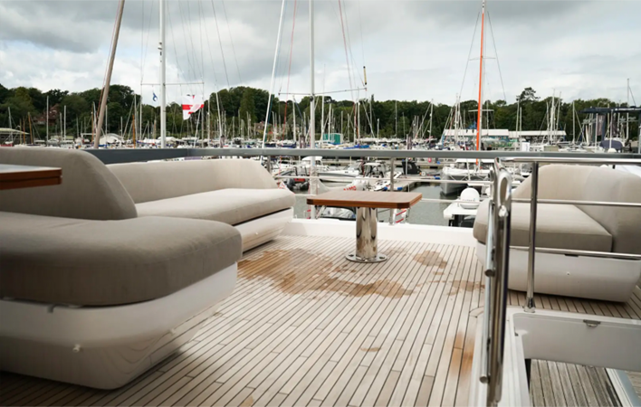 FLY 68 2024 68' 8" AZIMUT YACHTS