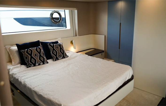 FLY 68 2024 68' 8" AZIMUT YACHTS