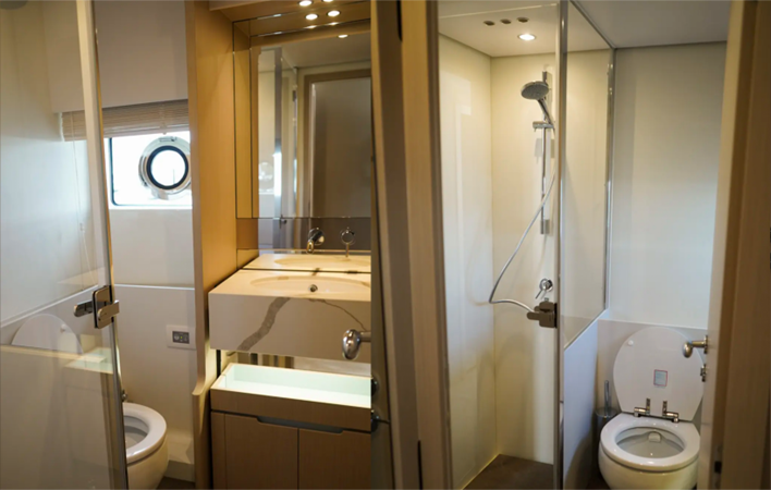 FLY 68 2024 68' 8" AZIMUT YACHTS