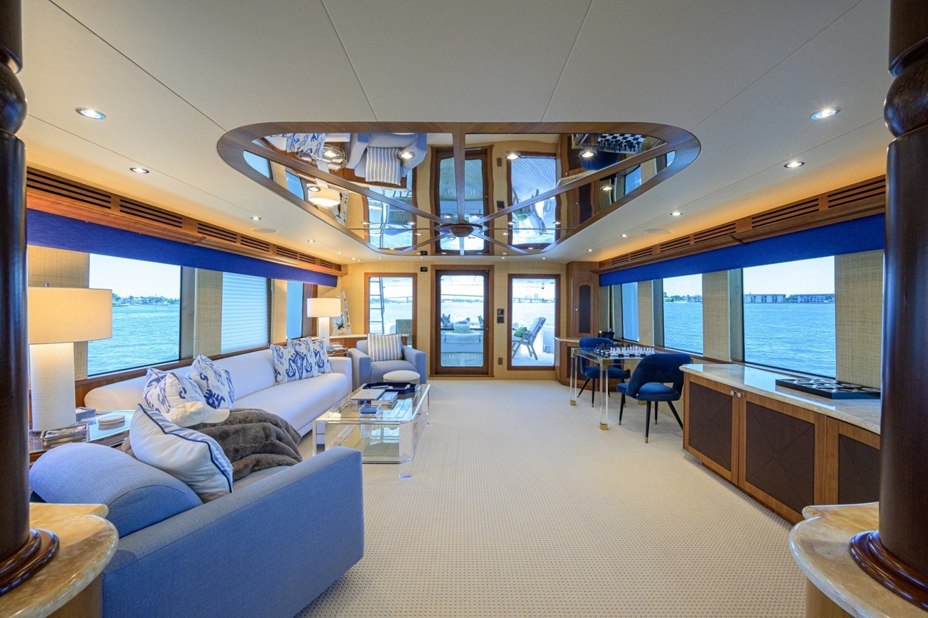 MAGIC luxury motor yacht