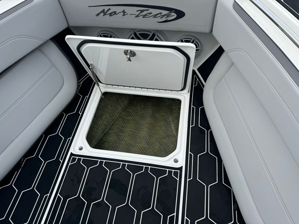 Photo of NOR-TECH - 39'