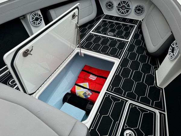 Photo of NOR-TECH - 39'