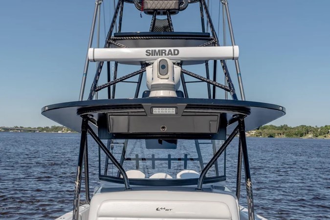 Photo of CONTENDER - 44'