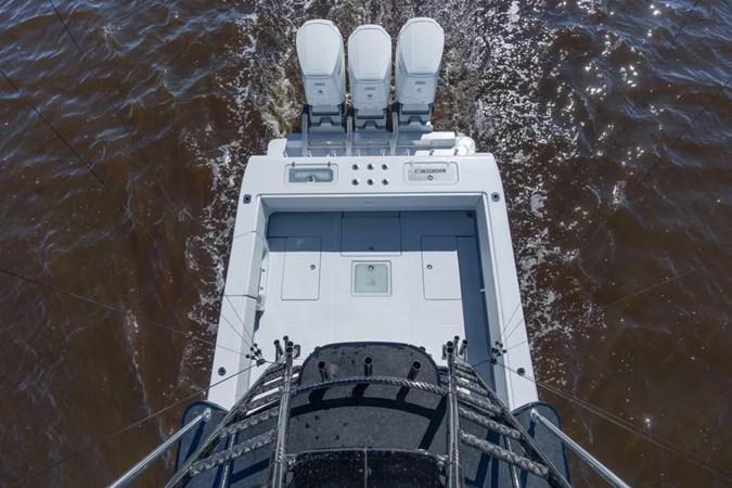 Photo of CONTENDER - 44'