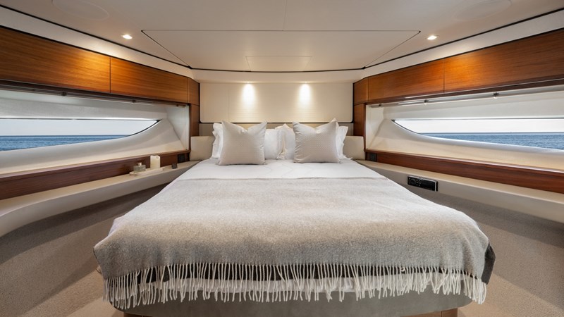 Photo of PRINCESS YACHTS AMUSSAY 63' 6