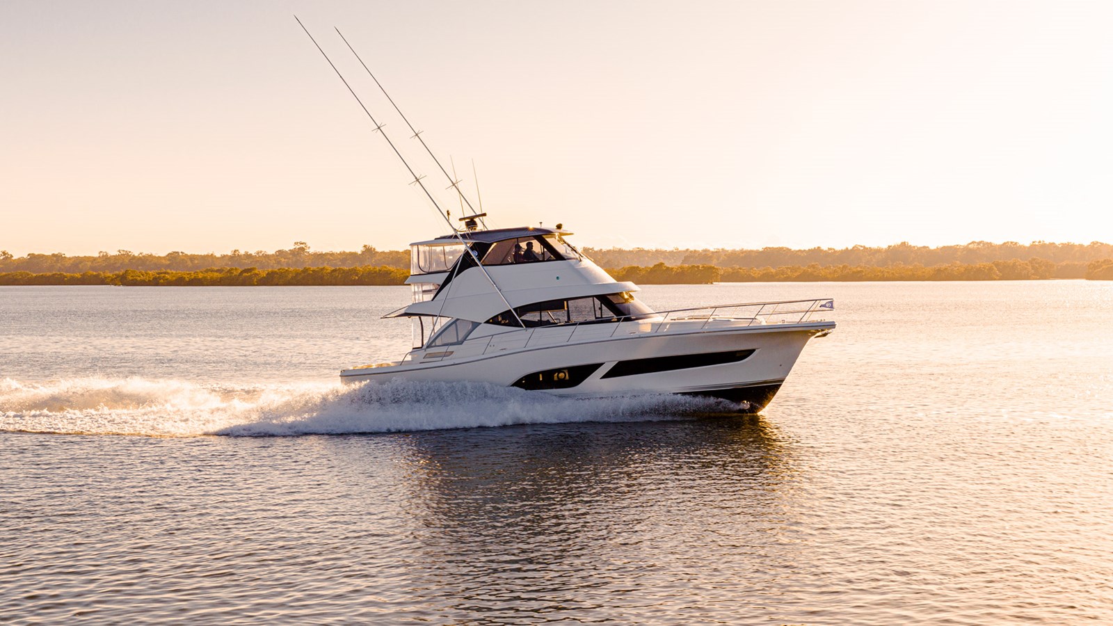 50 Sports Motor Yacht RIVIERA AUSTRALIA — RIVIERA AUSTRALIA