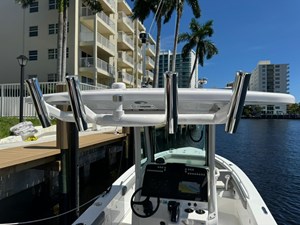 2024 EVERGLADES 253 Center Console - photo 2