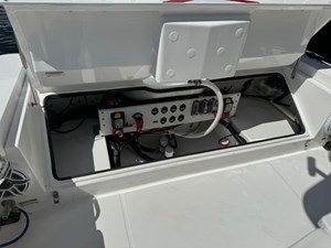 2024 EVERGLADES 253 Center Console - photo 28
