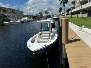2024 EVERGLADES 253 Center Console - photo 30