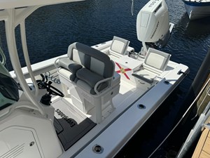 2024 EVERGLADES 253 Center Console - photo 34