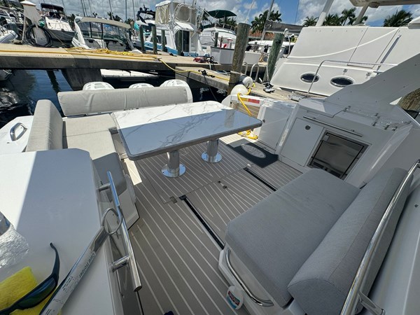 Photo of AZIMUT YACHTS - 42' 7