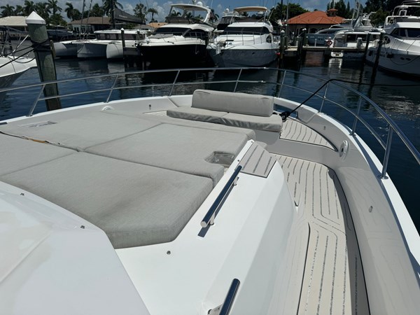 Photo of AZIMUT YACHTS - 42' 7
