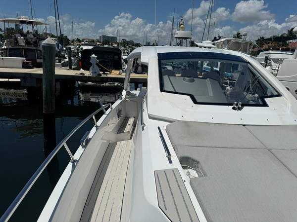 Photo of AZIMUT YACHTS - 42' 7