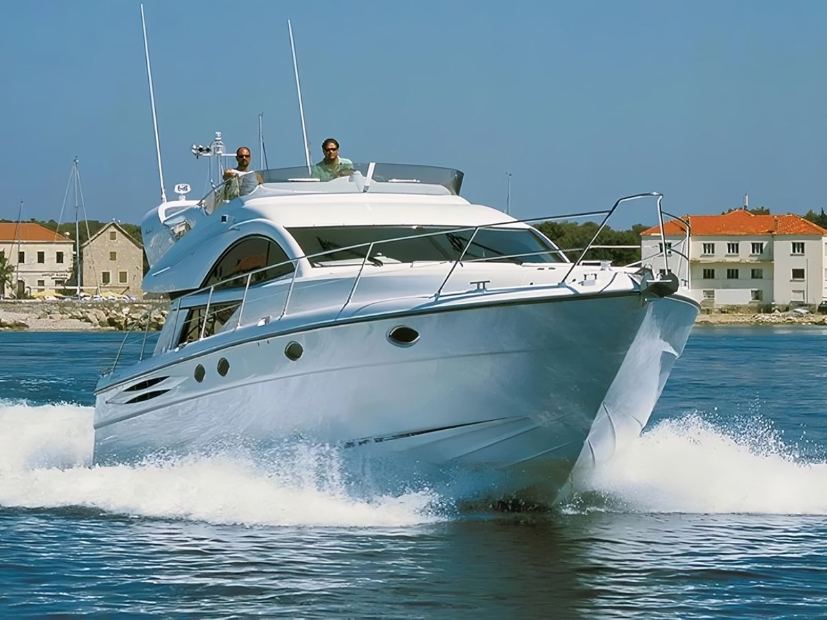 2007 FAIRLINE 51' 10
