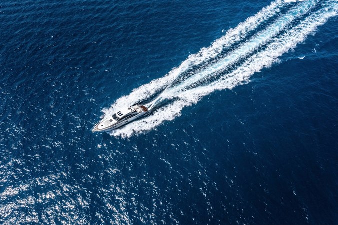 Photo of PRINCESS YACHTS Princess V70 71' 3