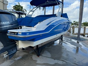 2017 CHAPARRAL 250 Suncoast - photo 3