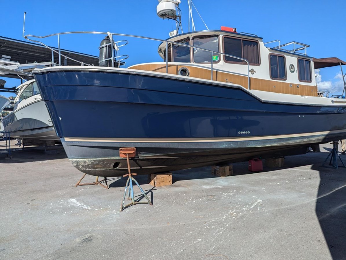 2011 RANGER TUGS 29'