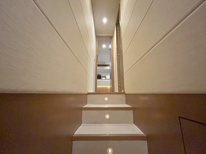 780 HT 2006 78' 11" FERRETTI YACHTS