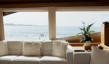 780 HT 2006 78' 11" FERRETTI YACHTS