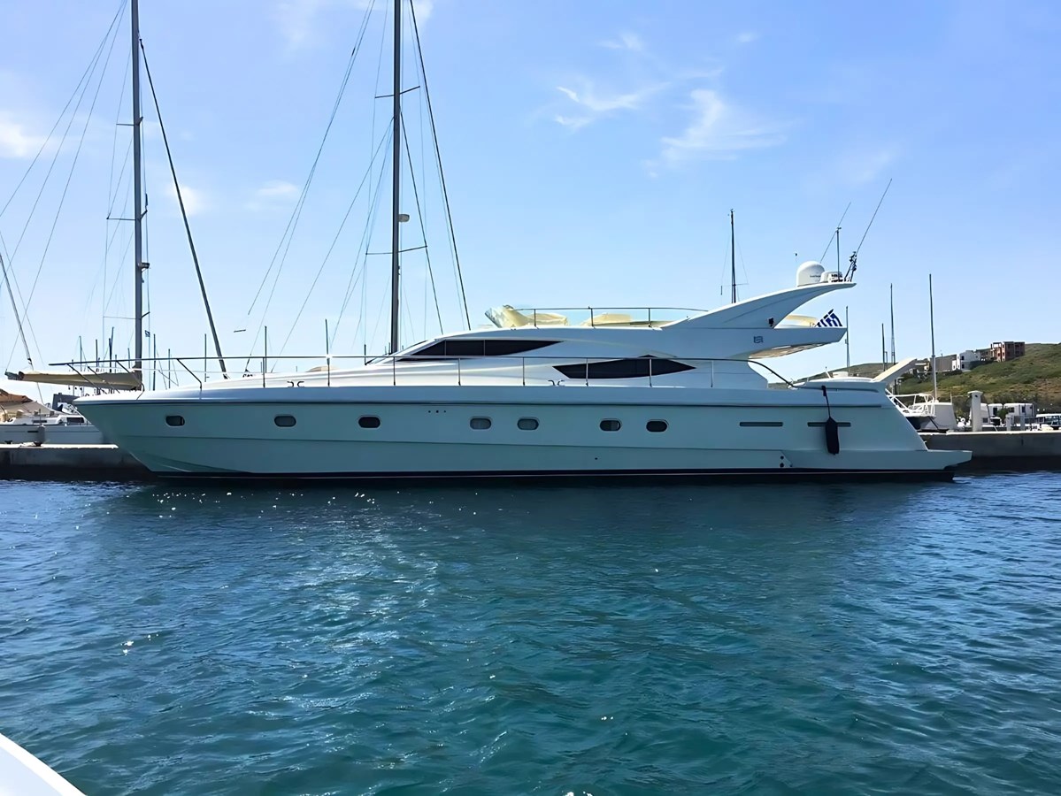2001 FERRETTI YACHTS 63' 11