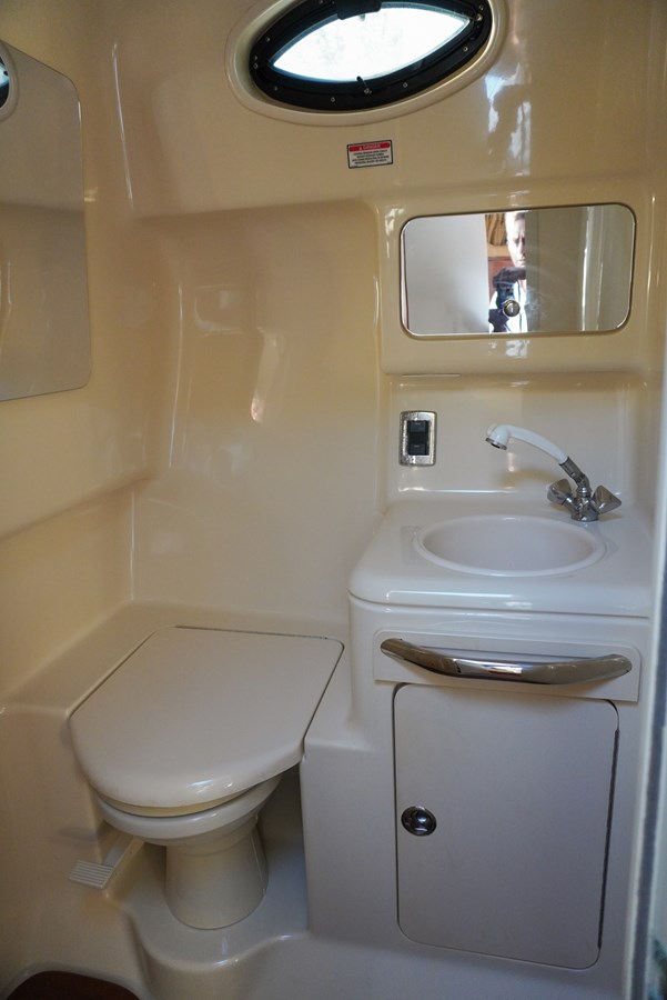 Sea Ray 340 Amberjack — 2001 Sea Ray 340 Amberjack — General arrangement 21