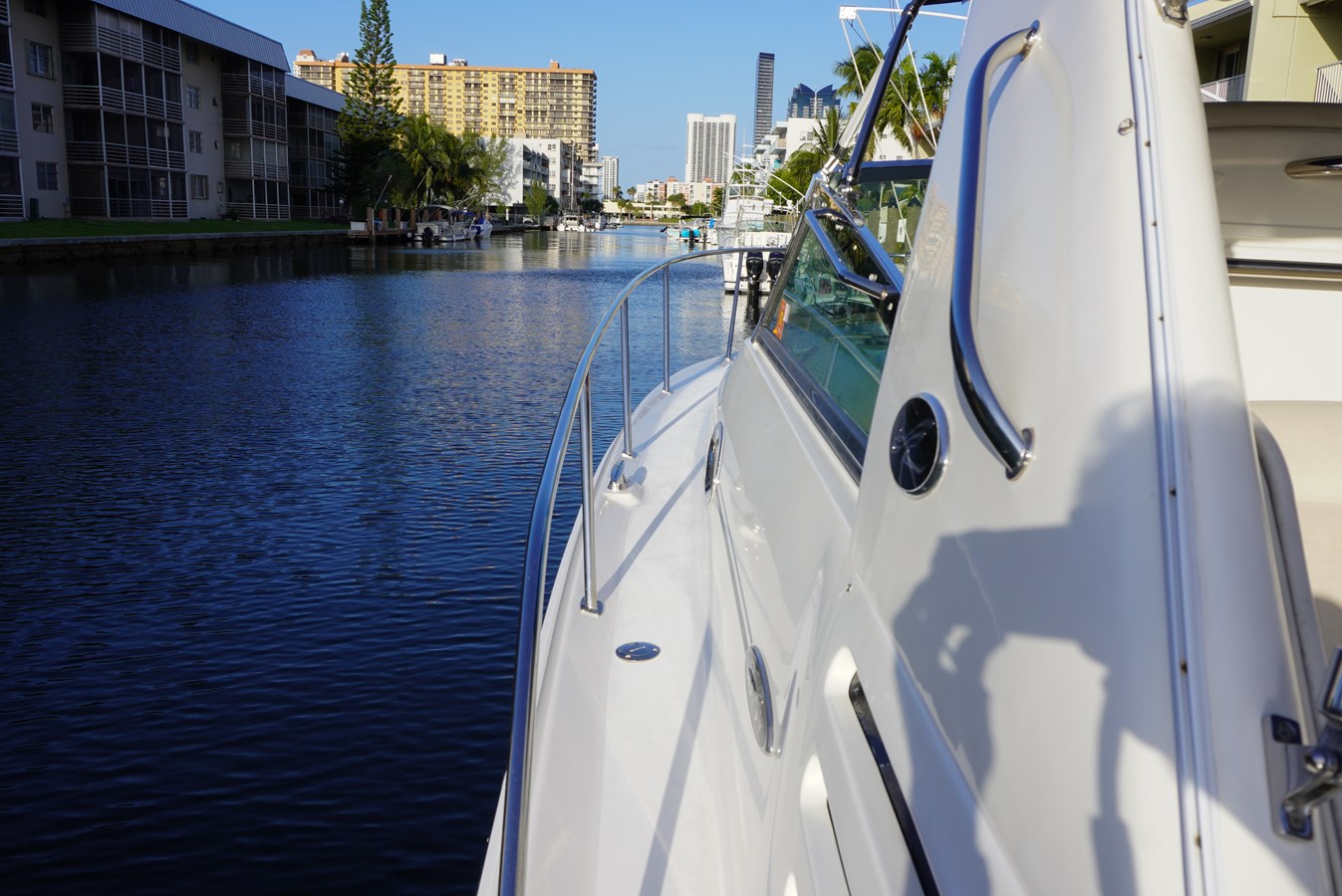 Sea Ray 340 Amberjack — 2001 Sea Ray 340 Amberjack — General arrangement 23