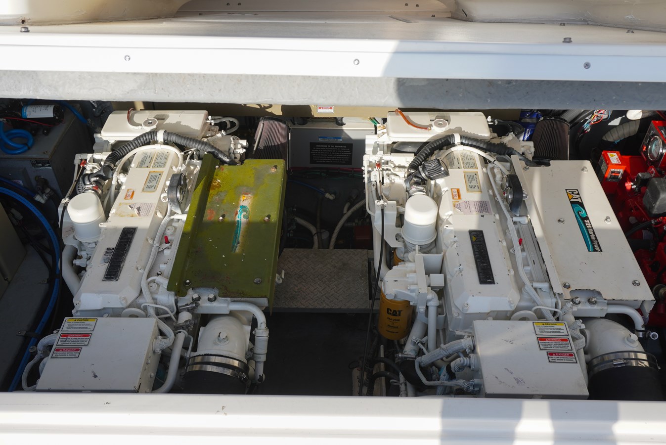 Sea Ray 340 Amberjack — 2001 Sea Ray 340 Amberjack — General arrangement 27