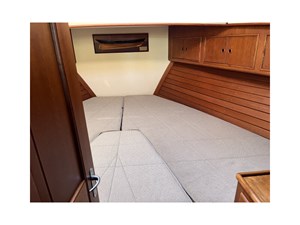 1999 GRAND BANKS MARINE Eastbay 38 - photo 4