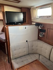 1999 GRAND BANKS MARINE Eastbay 38 - photo 10