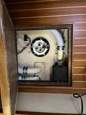 1999 GRAND BANKS MARINE Eastbay 38 - photo 74