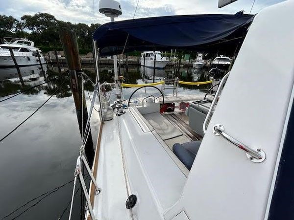 Photo of BENETEAU 2016 Beneteau Oceanis 45 45'