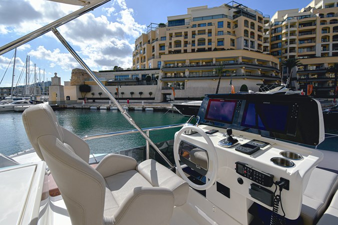 500 2021 50' 0" FERRETTI YACHTS