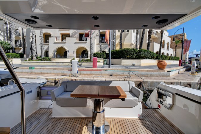 500 2021 50' 0" FERRETTI YACHTS