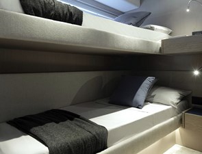  500 2021 50' 0" FERRETTI YACHTS