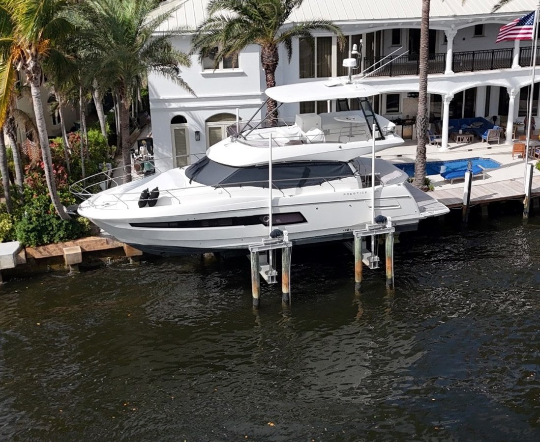 2022 PRESTIGE 46' 11