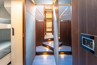 2023 ASTILLEROS ASTONDOA 66 Flybridge - photo 25