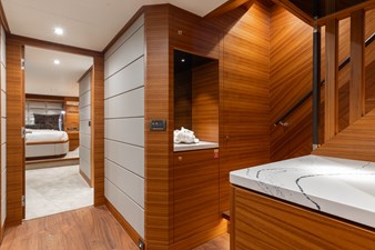 2022 HORIZON YACHTS FD92 Tri-Deck - photo 11