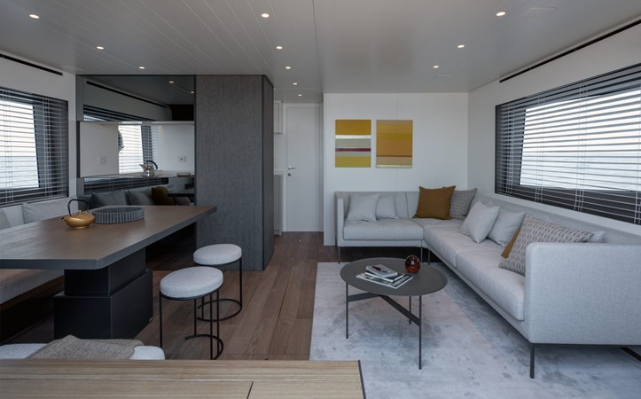 BG74 2025 74' 10" BLUEGAME