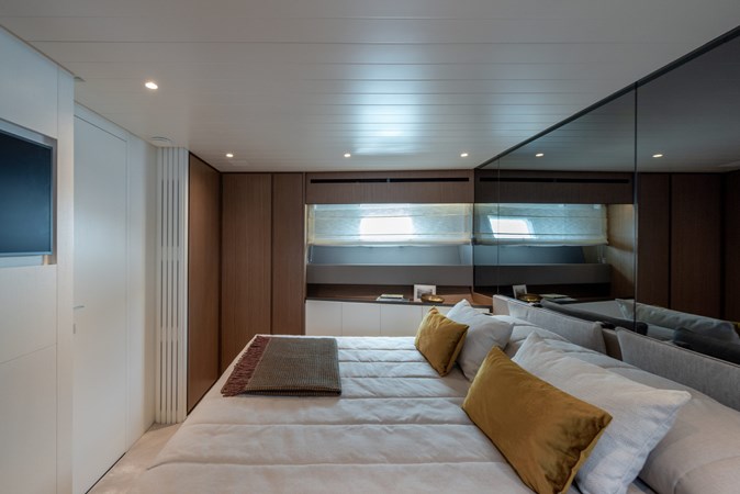 BG74 2025 74' 10" BLUEGAME